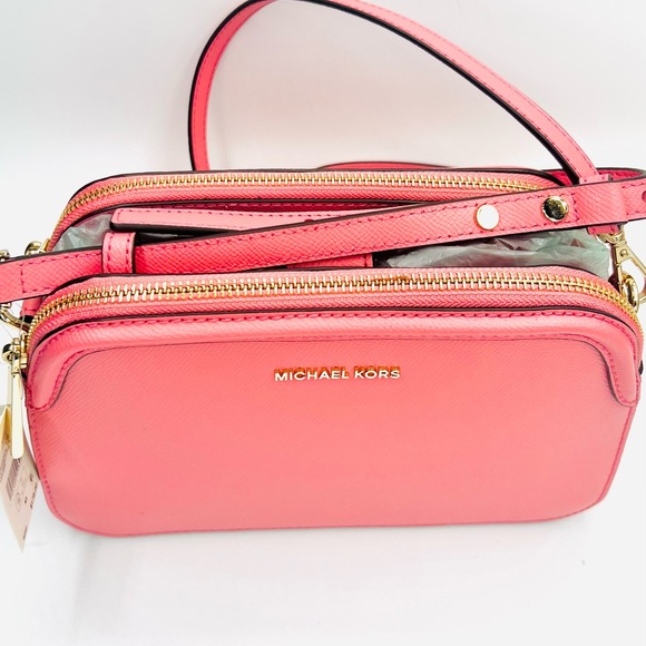 MICHAEL KORS Houston Large Crossgrain Leather Crossbody in Tea Rose - Picture 9 of 15